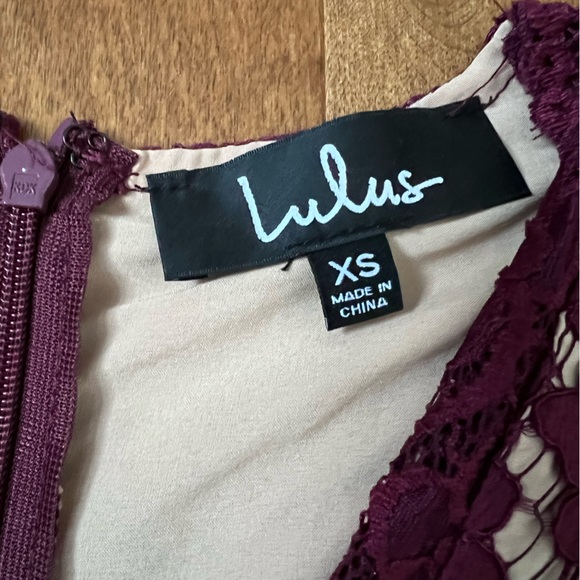 Burgundy holiday dress! - Picture 3 of 6